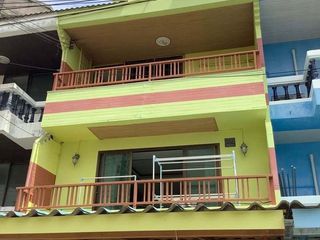À louer 4 chambres maison de ville à Hua Hin, Prachuap Khiri Khan