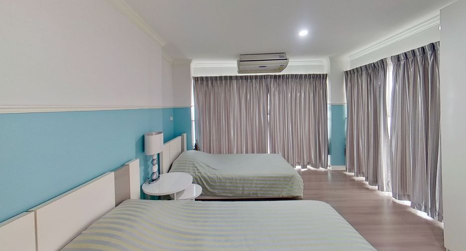 For rent 4 bedrooms condo in Bang Lamung, Chonburi