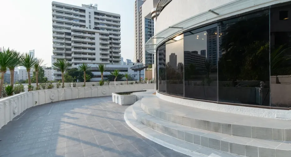 Wohnung zum Kauf mit 3 Zimmer in Watthana, Bangkok