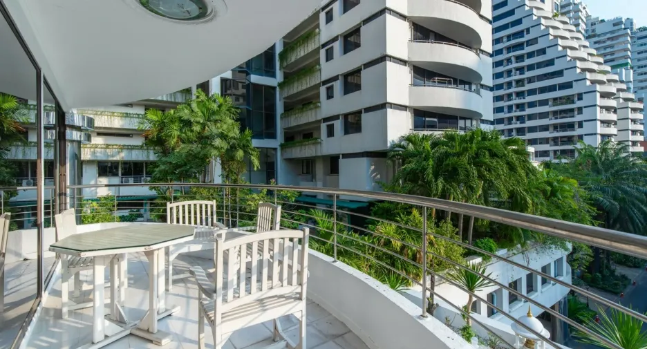 Wohnung zum Kauf mit 3 Zimmer in Watthana, Bangkok