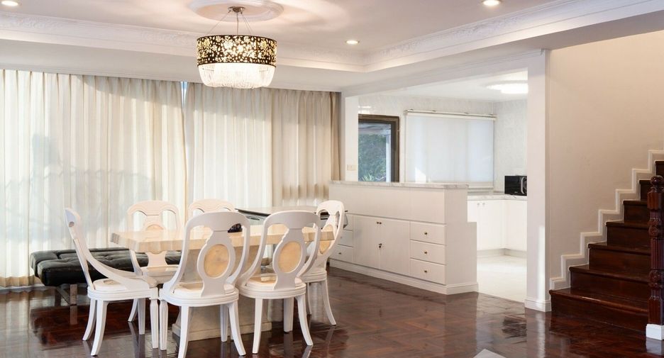 Wohnung zum Kauf mit 3 Zimmer in Watthana, Bangkok