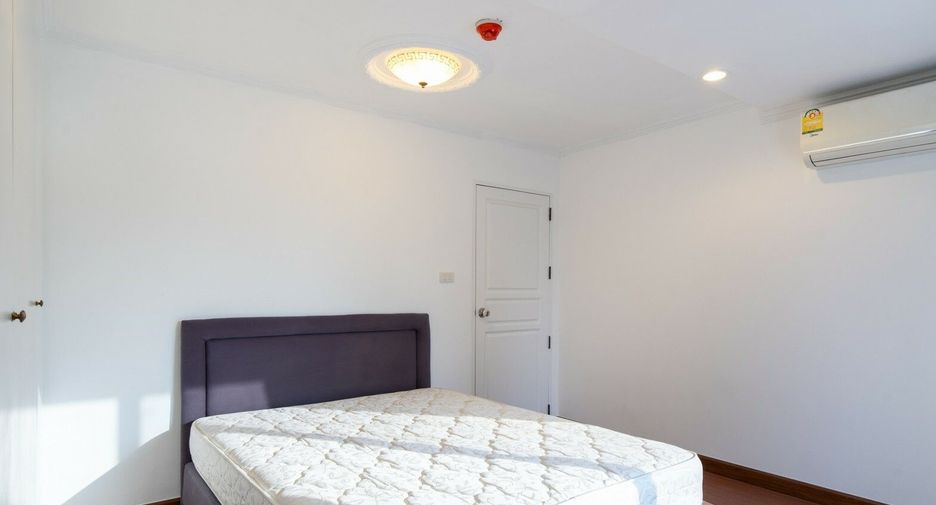 Wohnung zum Kauf mit 3 Zimmer in Watthana, Bangkok