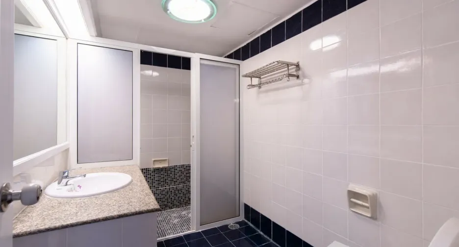 Wohnung zum Kauf mit 3 Zimmer in Watthana, Bangkok