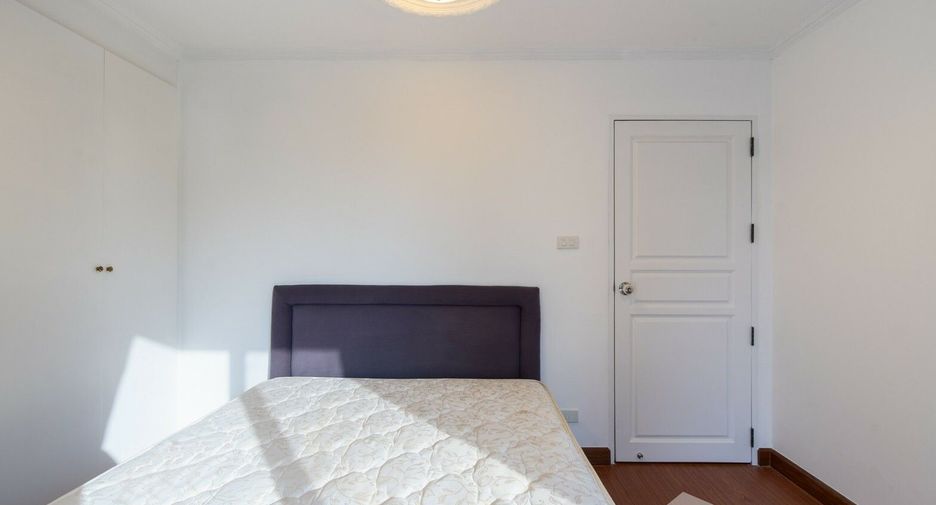 Wohnung zum Kauf mit 3 Zimmer in Watthana, Bangkok