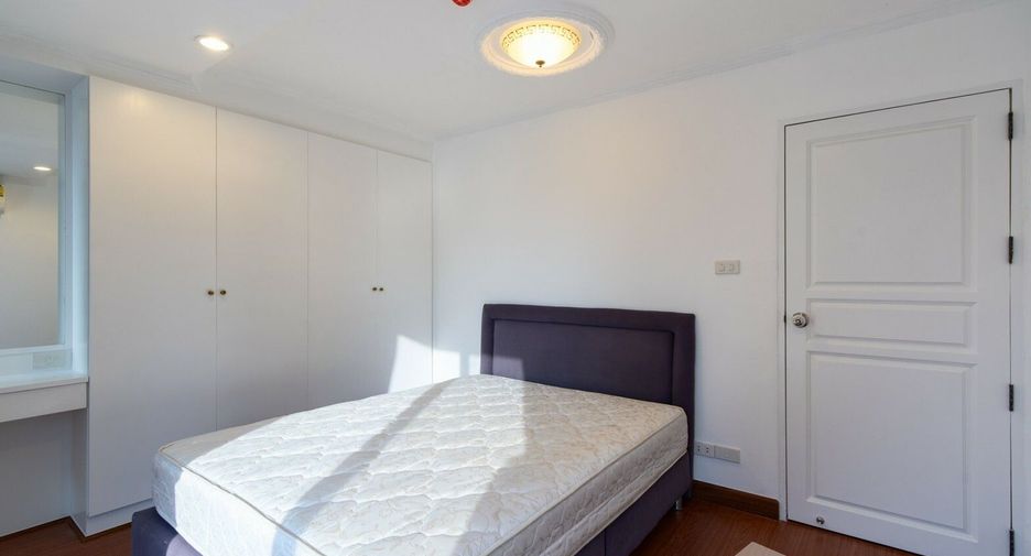 Wohnung zum Kauf mit 3 Zimmer in Watthana, Bangkok