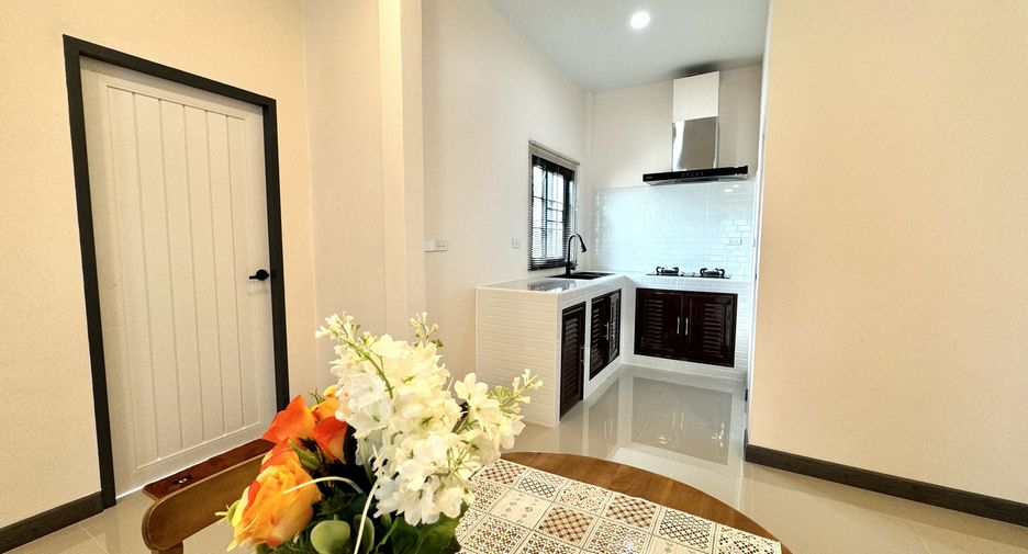 For sale 2 bedrooms house in Saraphi, Chiang Mai