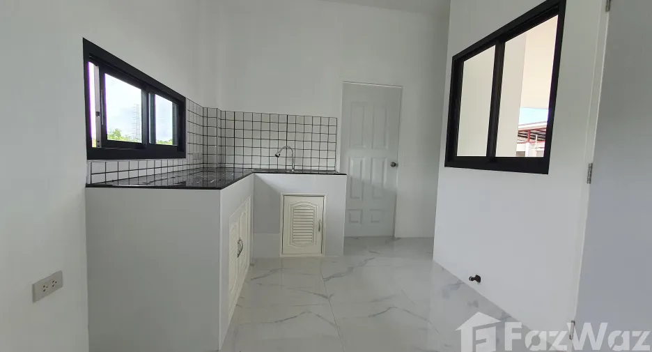 For sale 2 bedrooms house in Saraphi, Chiang Mai