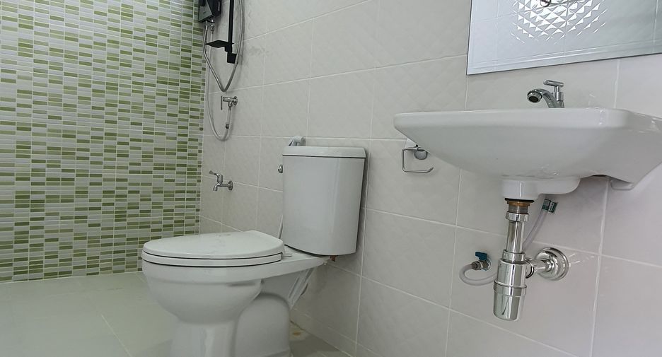 For sale 2 bedrooms house in Saraphi, Chiang Mai