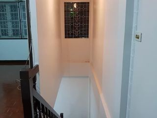 For sale 9 ベッドルーム townhouse in Bang Khae, Bangkok