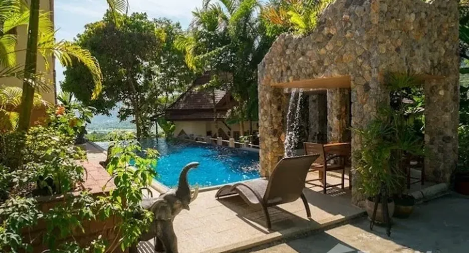 Casa en alquiler de 4 habitaciones en Kathu, Phuket