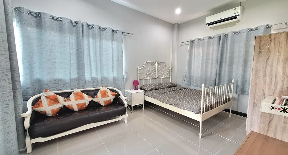 For rent 3 bedrooms villa in Hua Hin, Prachuap Khiri Khan