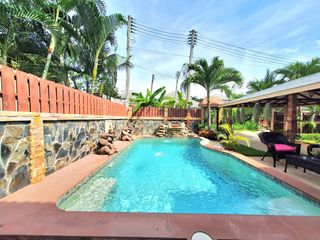 For rent 3 bedrooms villa in Hua Hin, Prachuap Khiri Khan