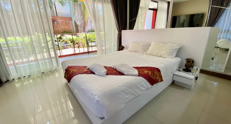 For sale 2 bedrooms condo in Mueang Phuket, Phuket