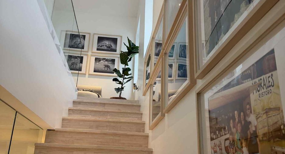 For sale 4 bedrooms villa in Hua Hin, Prachuap Khiri Khan
