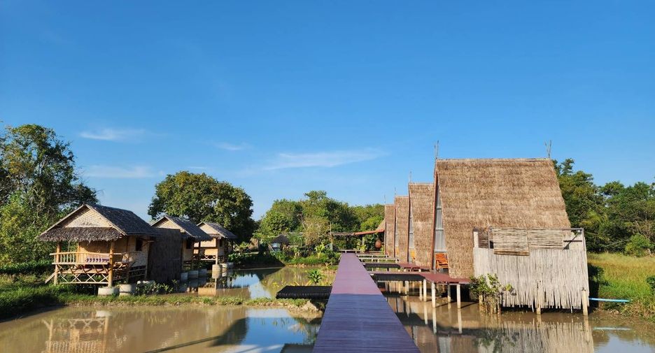Hotel zum Kauf mit 10 Zimmer in Klaeng, Rayong