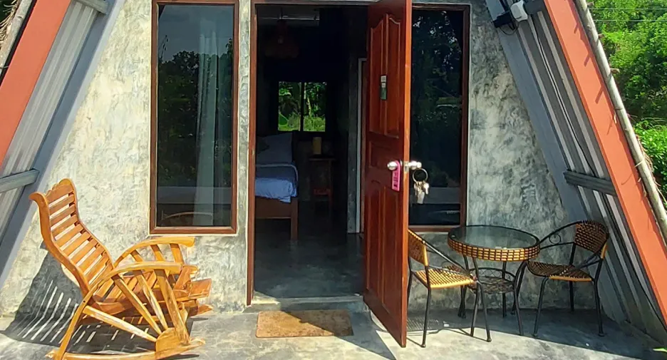 Hotel zum Kauf mit 10 Zimmer in Klaeng, Rayong