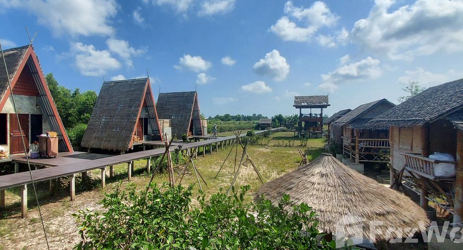 Hotel zum Kauf mit 10 Zimmer in Klaeng, Rayong