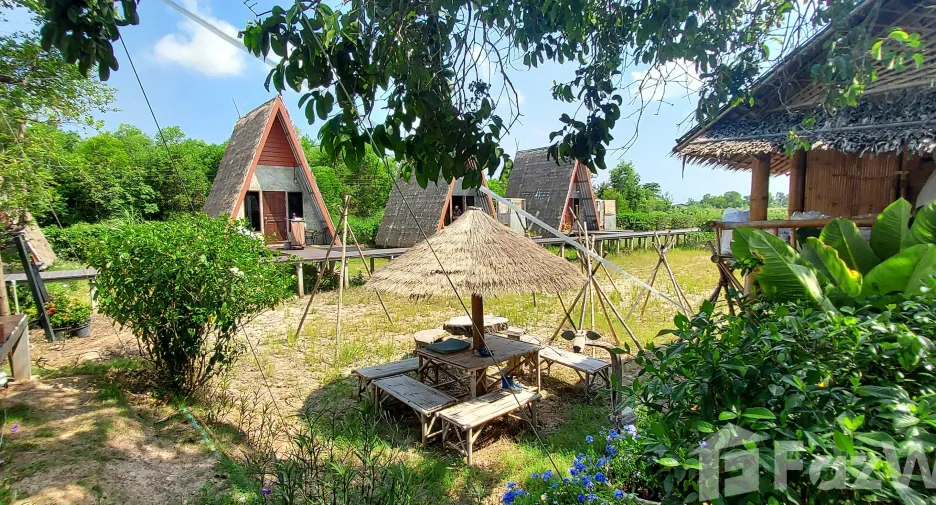 Hotel zum Kauf mit 10 Zimmer in Klaeng, Rayong
