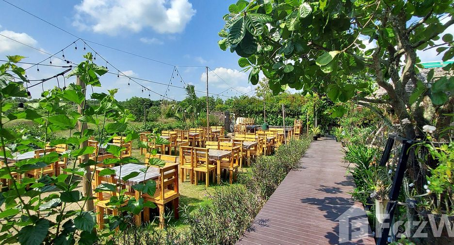 Hotel zum Kauf mit 10 Zimmer in Klaeng, Rayong