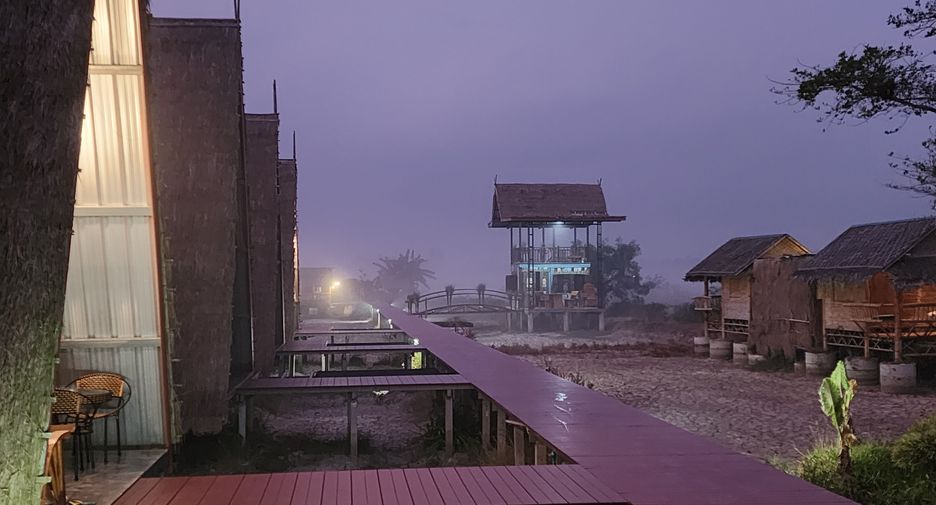 Hotel zum Kauf mit 10 Zimmer in Klaeng, Rayong