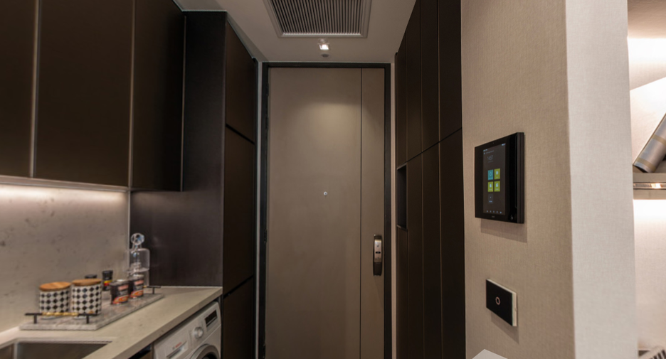 À vendre 1 chambre condo à Khlong Toei, Bangkok