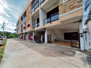 Reihenhaus zur Miete mit 3 Zimmer in Hua Hin, Prachuap Khiri Khan
