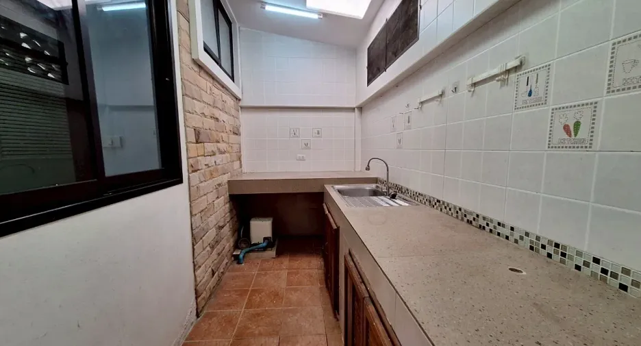 For rent 3 bedrooms townhouse in Hua Hin, Prachuap Khiri Khan