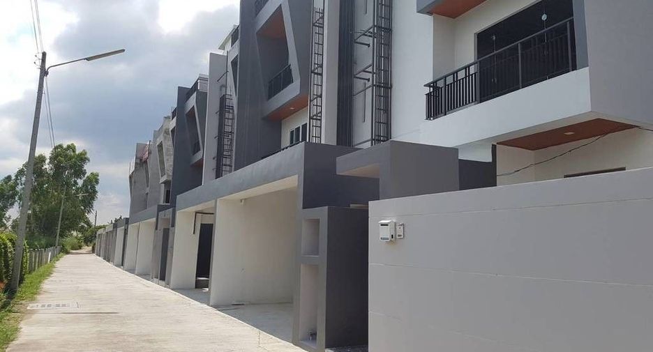 For sale land in Bang Lamung, Chonburi