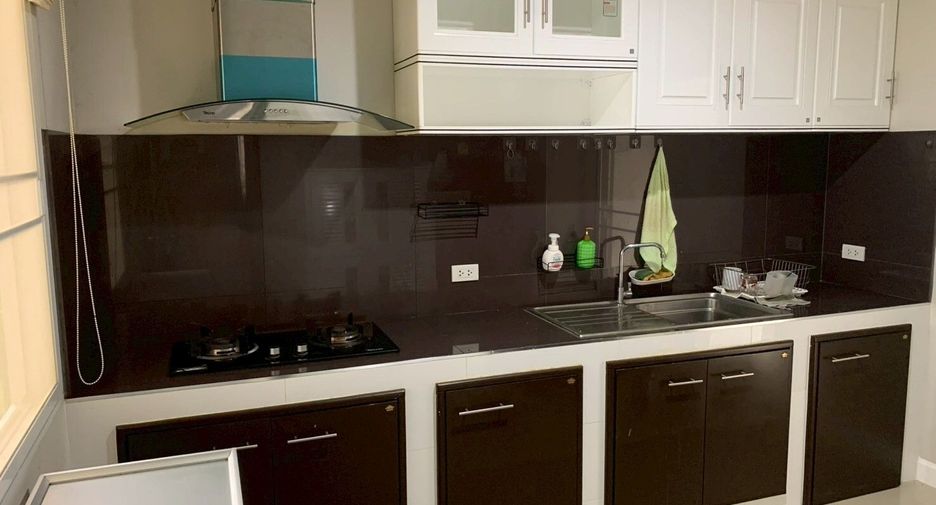 Haus zur Miete mit 3 Zimmer in Saraphi, Chiang Mai