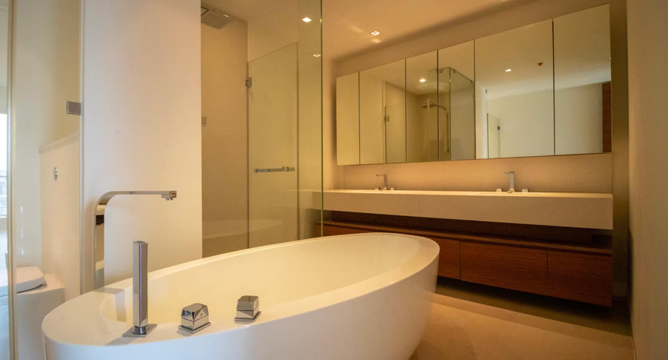 For sale 5 bedrooms condo in Sathon, Bangkok