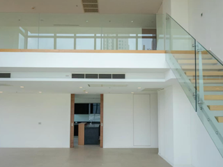 For sale 5 bedrooms condo in Sathon, Bangkok
