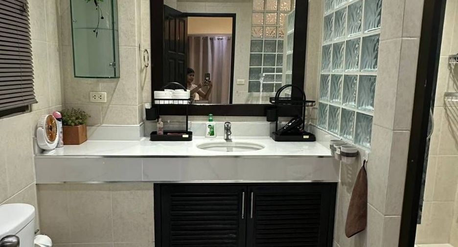 À louer studio condo à Bang Lamung, Chonburi