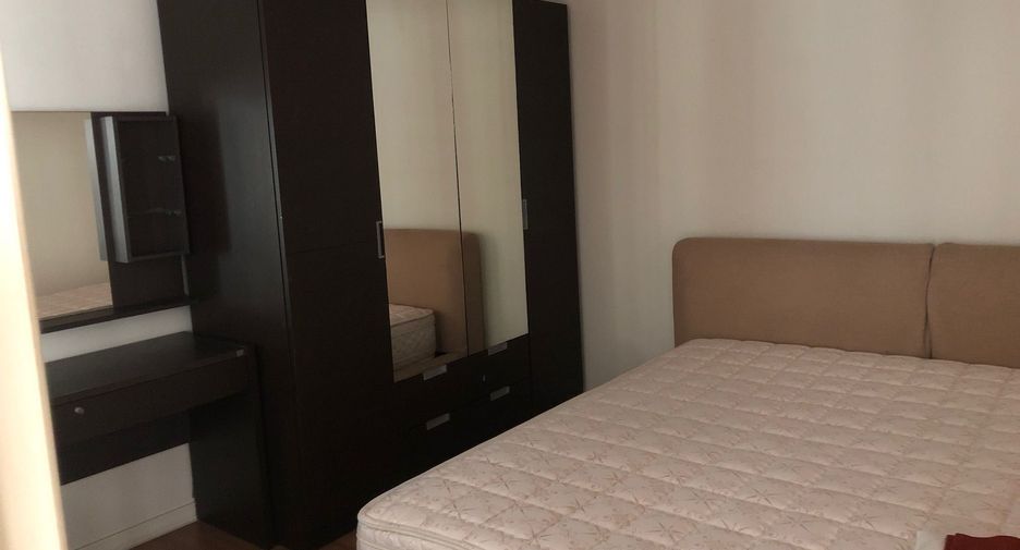 For sale 1 bed condo in Bang Phlat, Bangkok