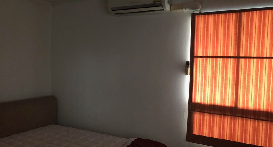 For sale 1 bed condo in Bang Phlat, Bangkok