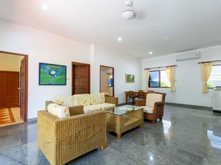 Villa en venta de 17 habitaciones en Mueang Phuket, Phuket