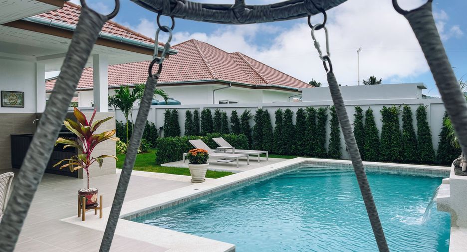 For rent 3 ベッドルーム villa in Hua Hin, Prachuap Khiri Khan
