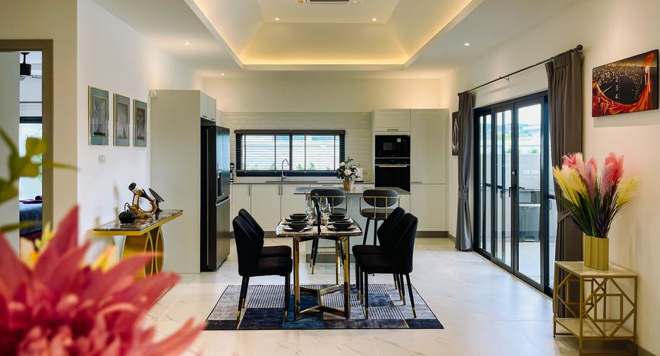 For rent 3 ベッドルーム villa in Hua Hin, Prachuap Khiri Khan