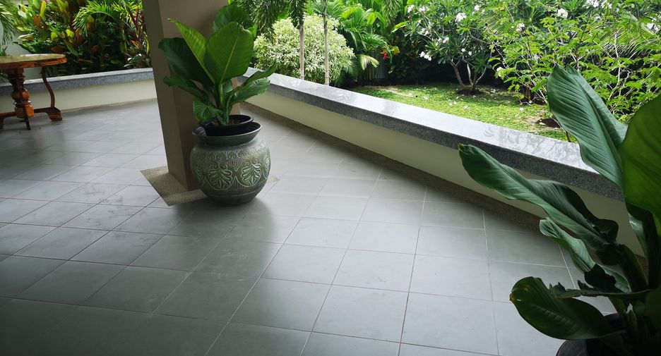 For sale 3 bedrooms villa in Hua Hin, Prachuap Khiri Khan
