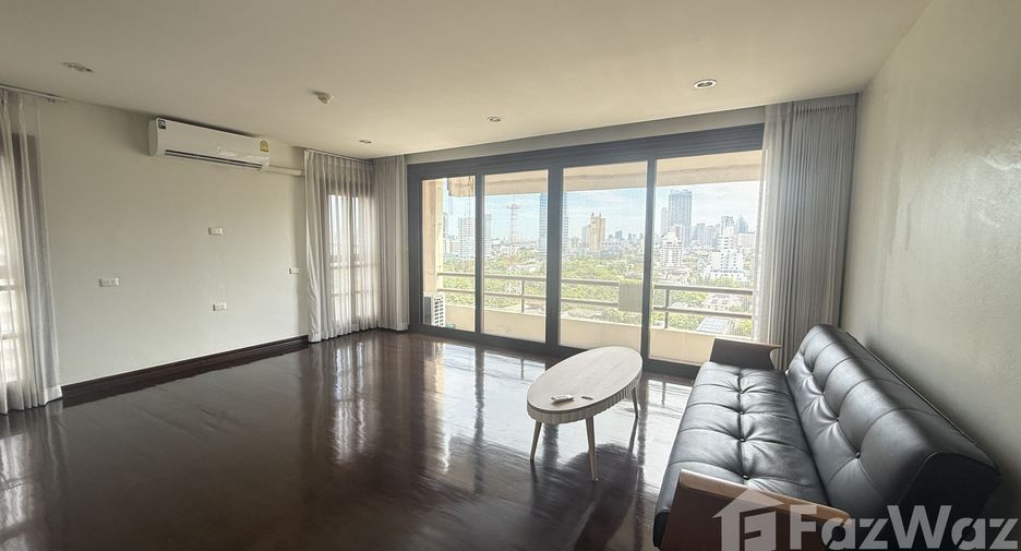 For sale 4 bedrooms condo in Phaya Thai, Bangkok