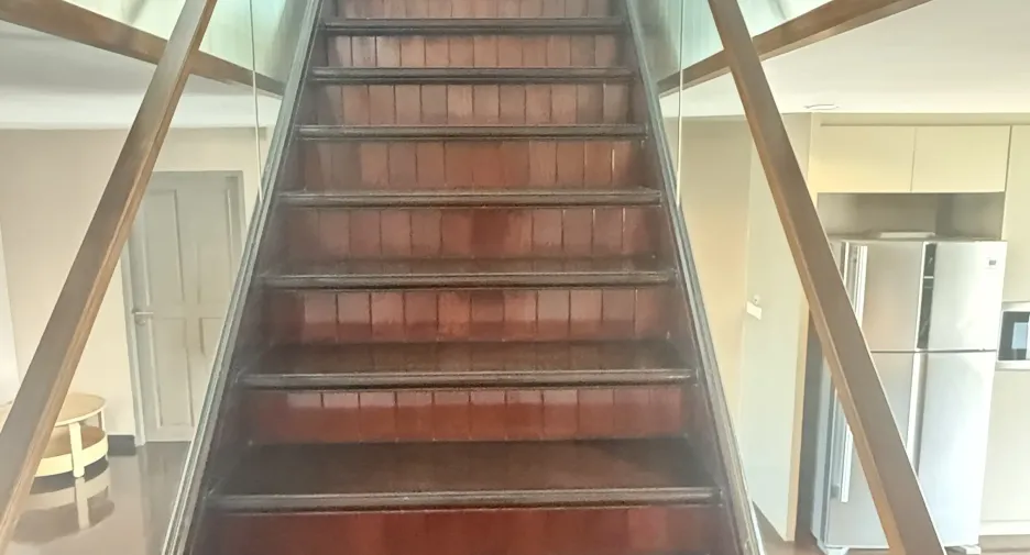 For sale 4 bedrooms condo in Phaya Thai, Bangkok