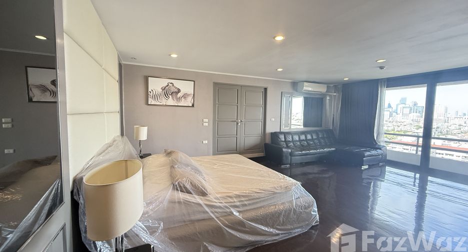 For sale 4 bedrooms condo in Phaya Thai, Bangkok