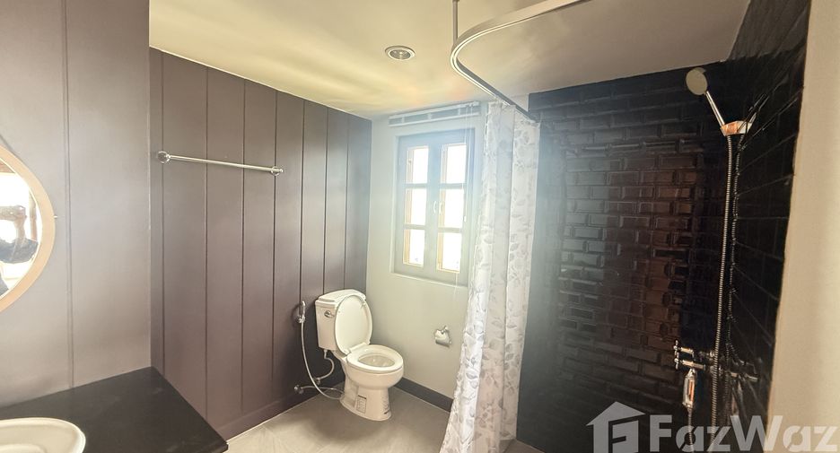 For sale 4 bedrooms condo in Phaya Thai, Bangkok