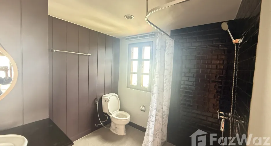For sale 4 bedrooms condo in Phaya Thai, Bangkok