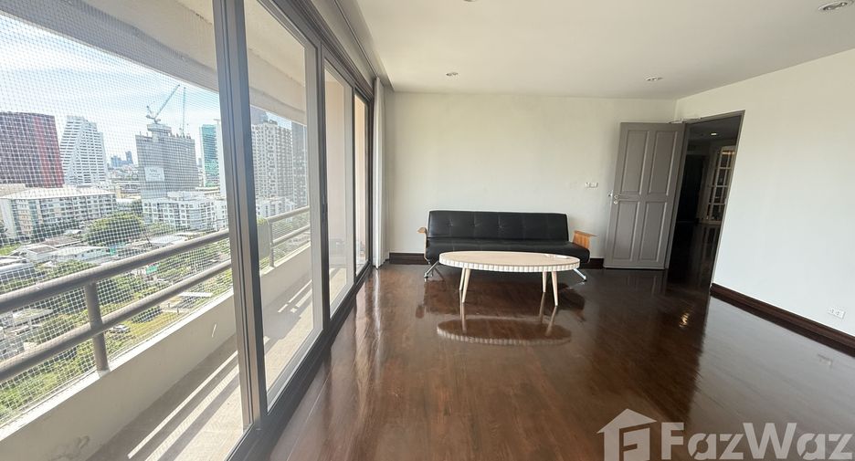 For sale 4 bedrooms condo in Phaya Thai, Bangkok