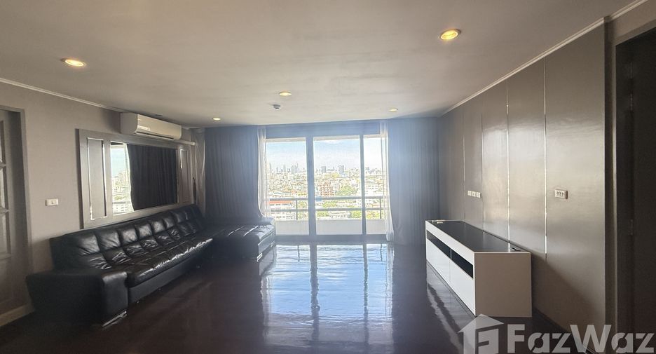 For sale 4 bedrooms condo in Phaya Thai, Bangkok