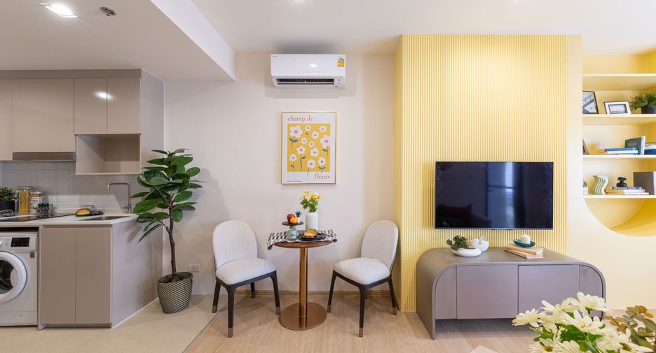 For sale 1 bed condo in Thon Buri, Bangkok