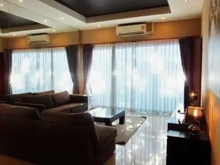 Villa zum Kauf und zur Miete mit 3 Zimmer in Bang Lamung, Chonburi