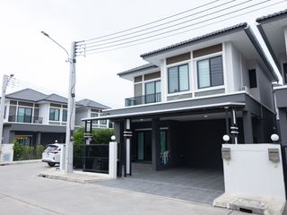 À vendre 3 chambres maison à San Kamphaeng, Chiang Mai