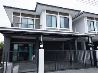 À vendre 3 chambres maison à San Kamphaeng, Chiang Mai