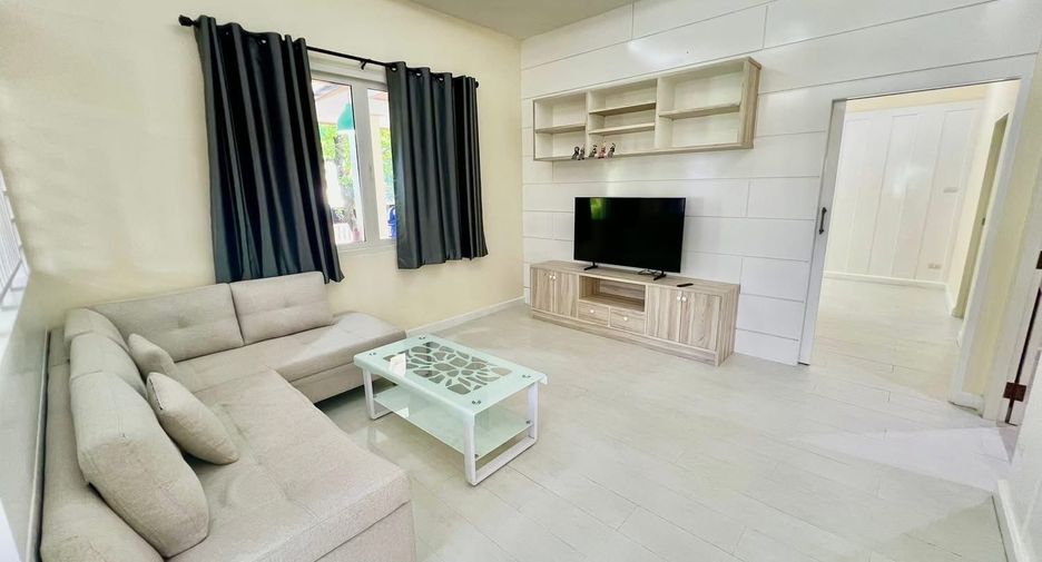 For rent 3 bedrooms villa in Bang Lamung, Chonburi